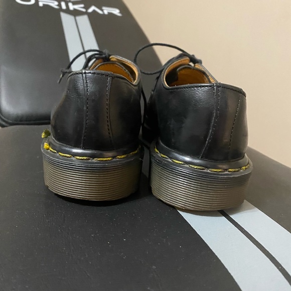 Very nice hardly worn Docs 75.00 - Picture 3 of 4